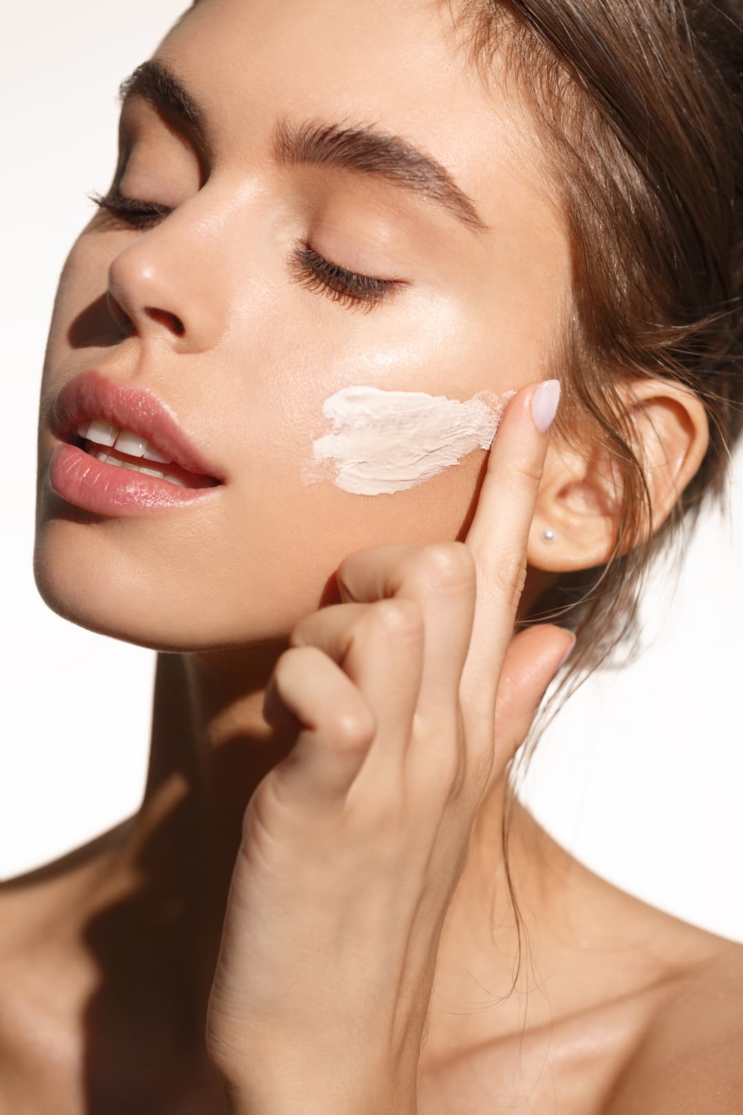 New Look What Winter Weather Actually Does to Your Skin. blog